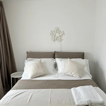 Villa Trullo Luco - *